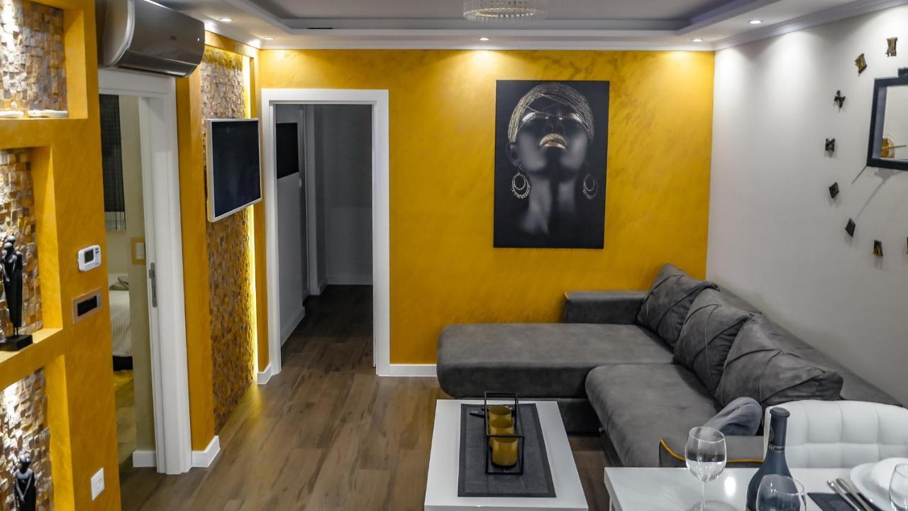Apartment Delux 14 Subotica Bagian luar foto