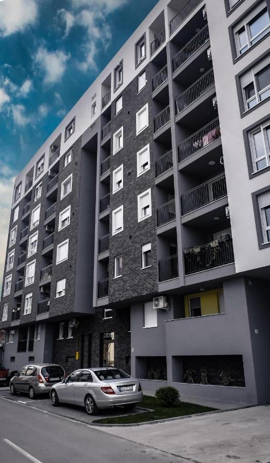Apartment Delux 14 Subotica Bagian luar foto